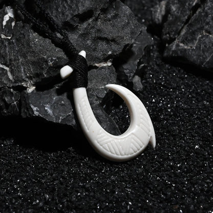 Maori Hook - Handmade Necklace (YAKA Bone)